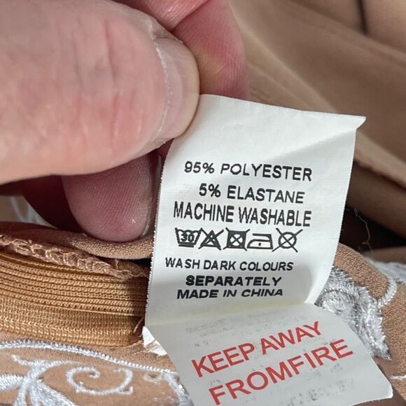 Carli Bybel X Missguided Pale Peach Wide Leg Embroidered Dress Pants Sz 4 - Picture 6 of 9